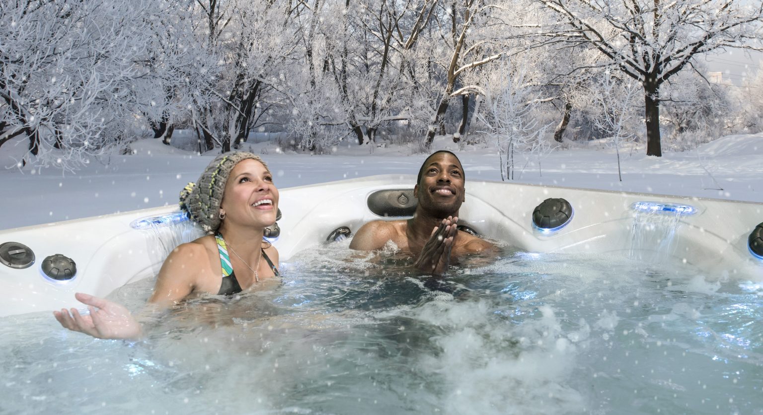 hot-tips-for-hot-tubbing-in-cold-weather-pool-tech-plus